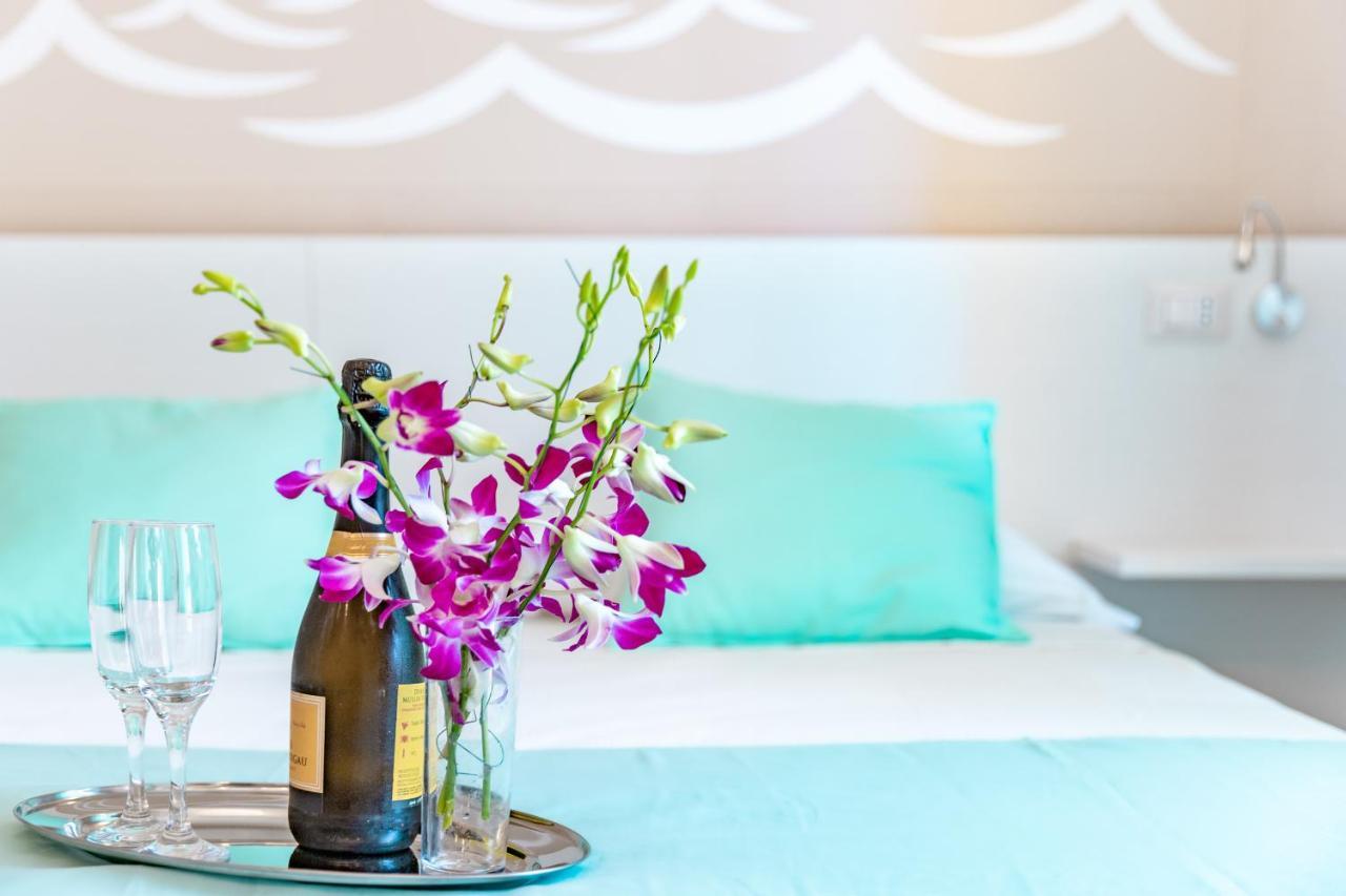 La Smeralda - Boutique Rooms And Breakfast غولفو أرانتْشي المظهر الخارجي الصورة